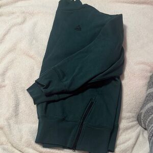 Reebok Dark Green Sweatshirt